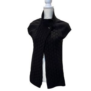 Izod Women's Open Sweater Cable Knit Black Top Button Size Medium